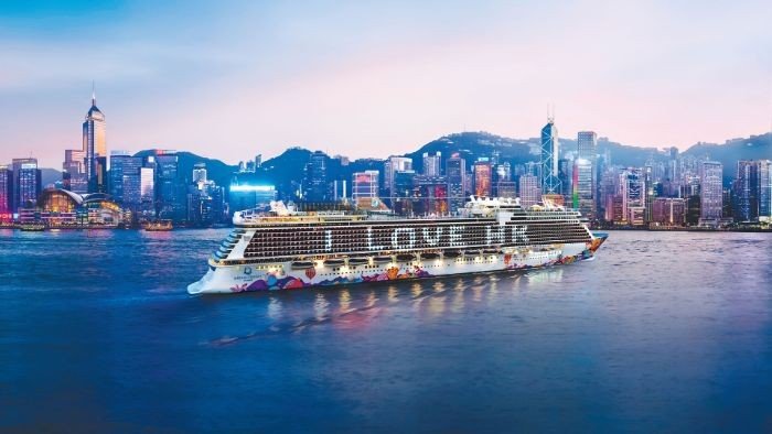 RESORTS WORLD CRUISES WITH HONG KONG